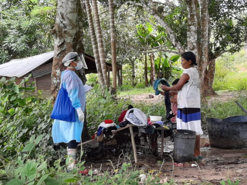 Woman Bringing COVID-19 Information to Colombia’s Underserved Populations